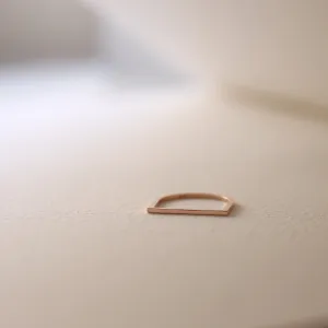 14K Gold Flat Top D Shaped Ring