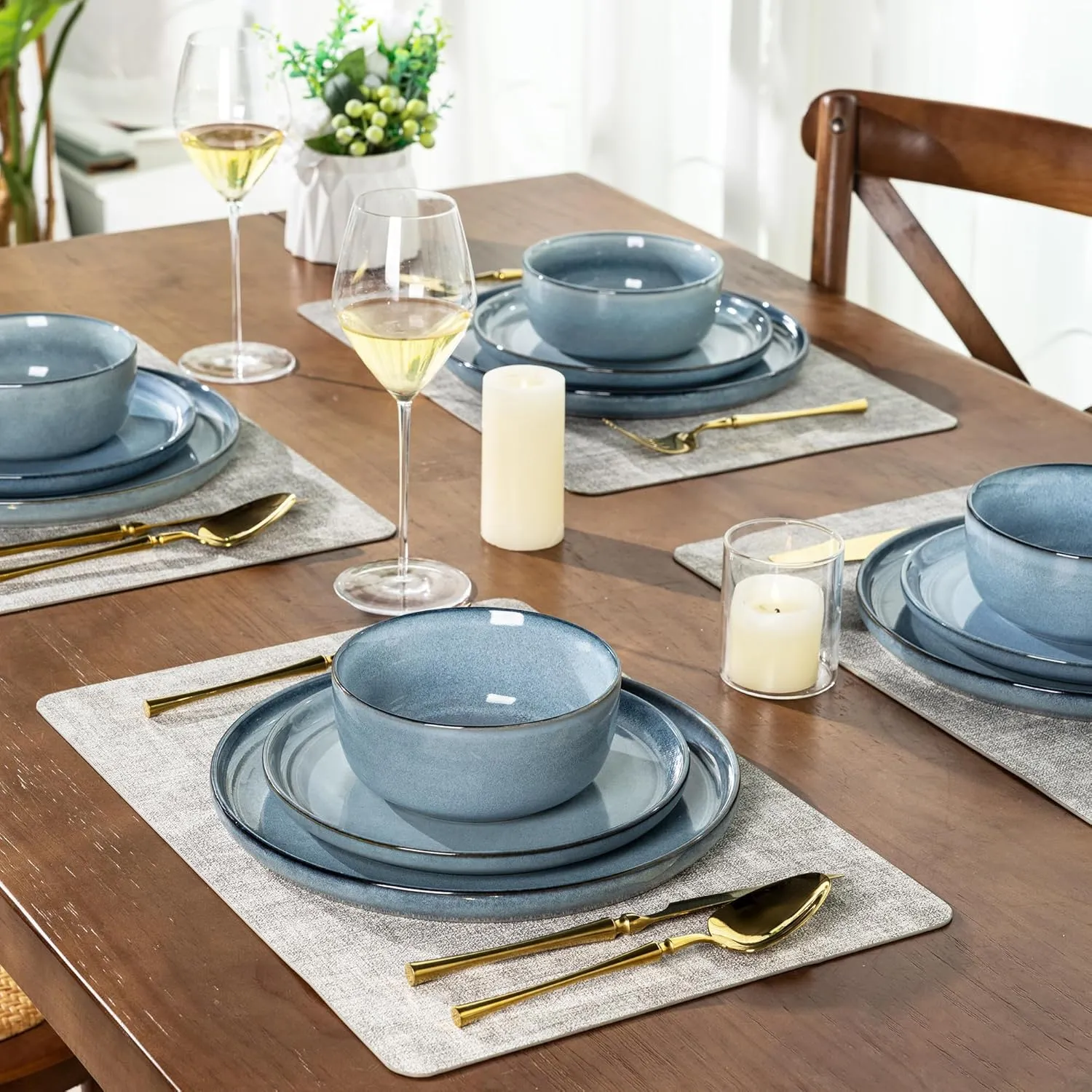 AmorArc Stoneware Dinnerware Sets for 6,Round Reactive Glaze Ceramic Plates and Bowls Set,Highly Chip and Crack Resistant | Dishwasher & Microwave Safe Dishes Set,Service for 6 (18pc)