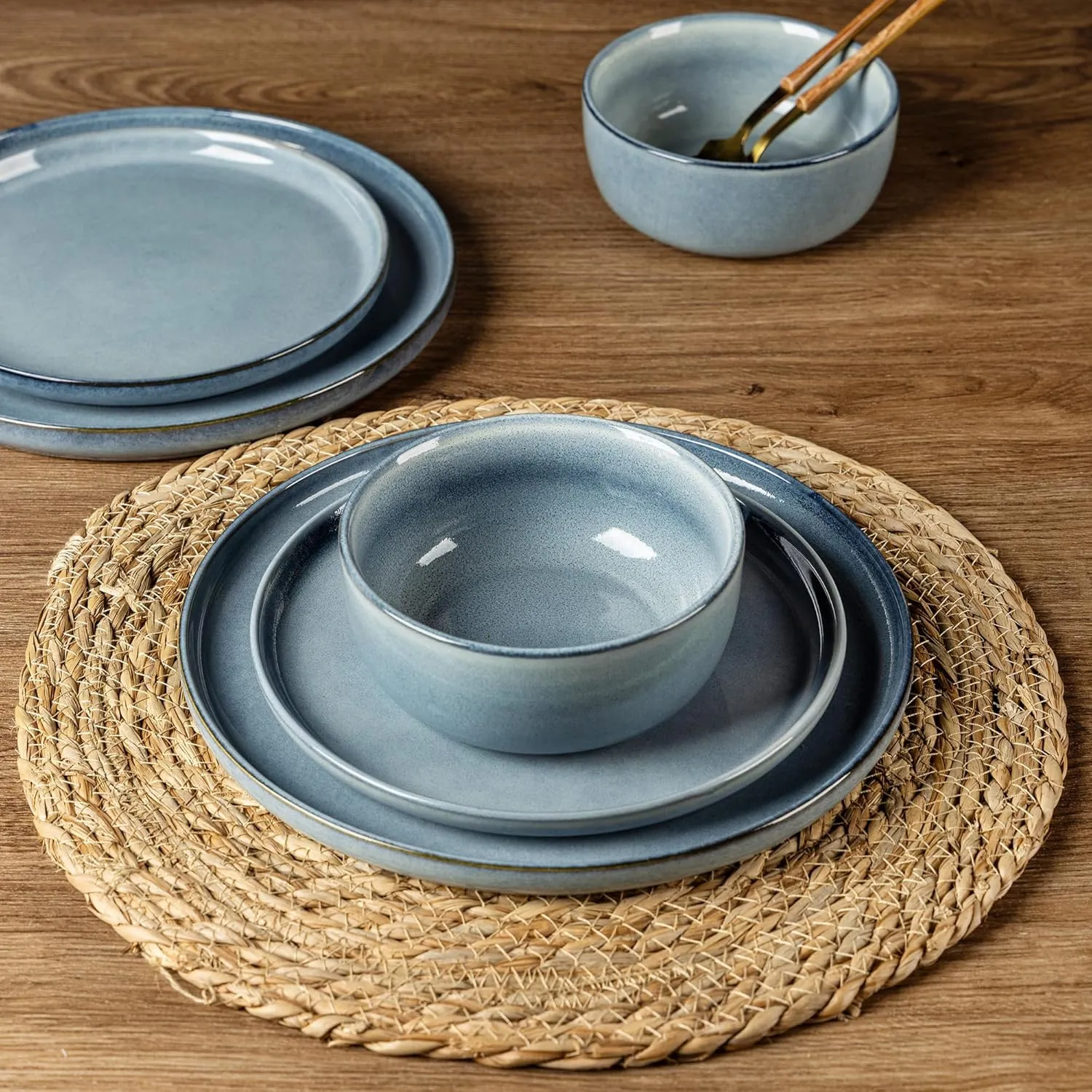 AmorArc Stoneware Dinnerware Sets for 6,Round Reactive Glaze Ceramic Plates and Bowls Set,Highly Chip and Crack Resistant | Dishwasher & Microwave Safe Dishes Set,Service for 6 (18pc)