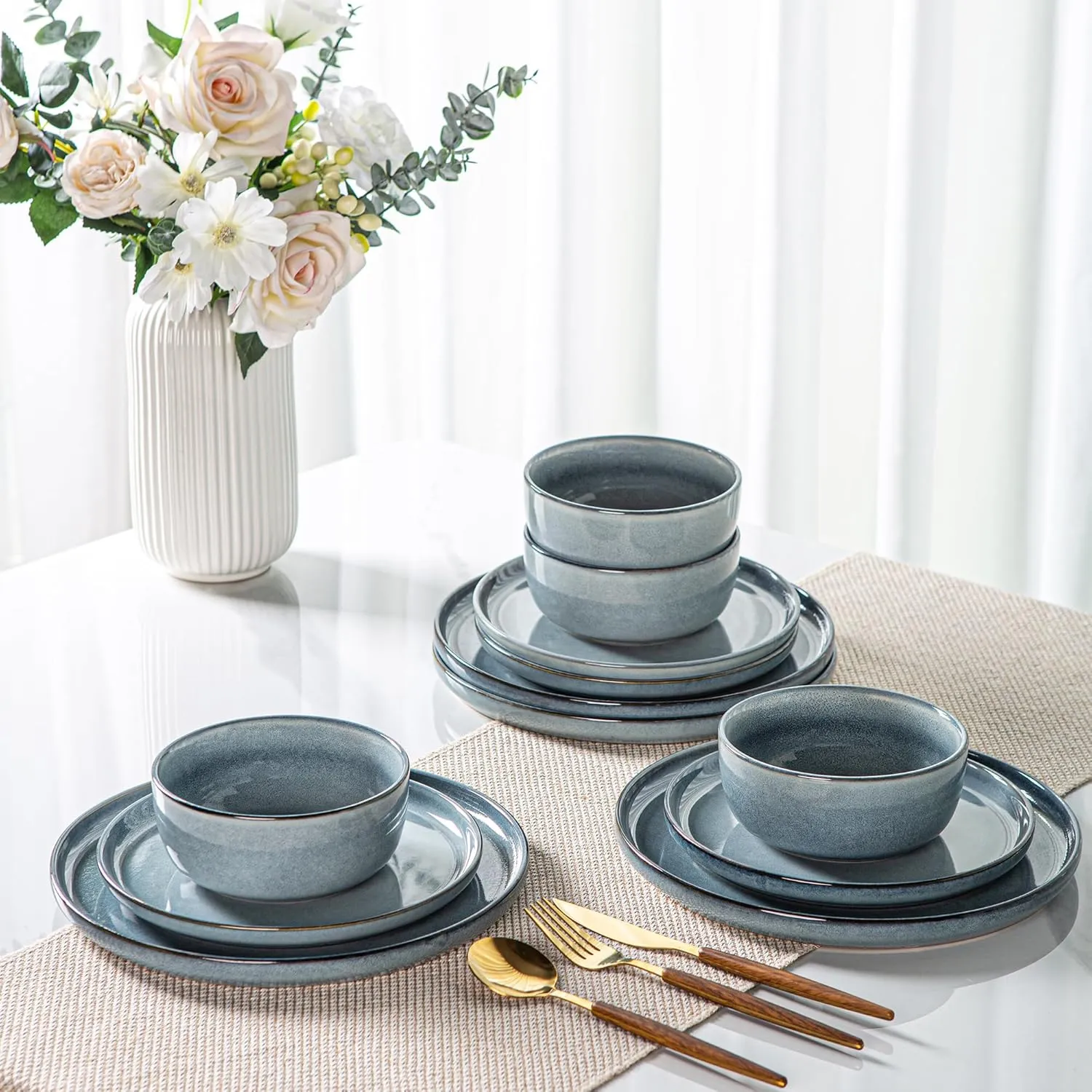 AmorArc Stoneware Dinnerware Sets for 6,Round Reactive Glaze Ceramic Plates and Bowls Set,Highly Chip and Crack Resistant | Dishwasher & Microwave Safe Dishes Set,Service for 6 (18pc)