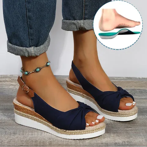 Comfortable and versatile orthopedic summer footwear