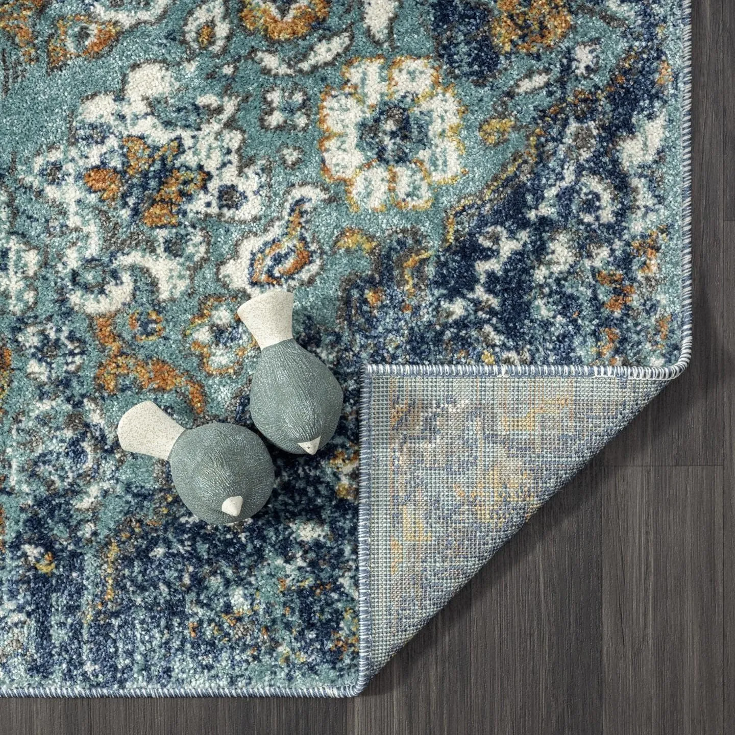 Luxe Weavers 4620 Marine 2x3 Distressed Floral Area Rug