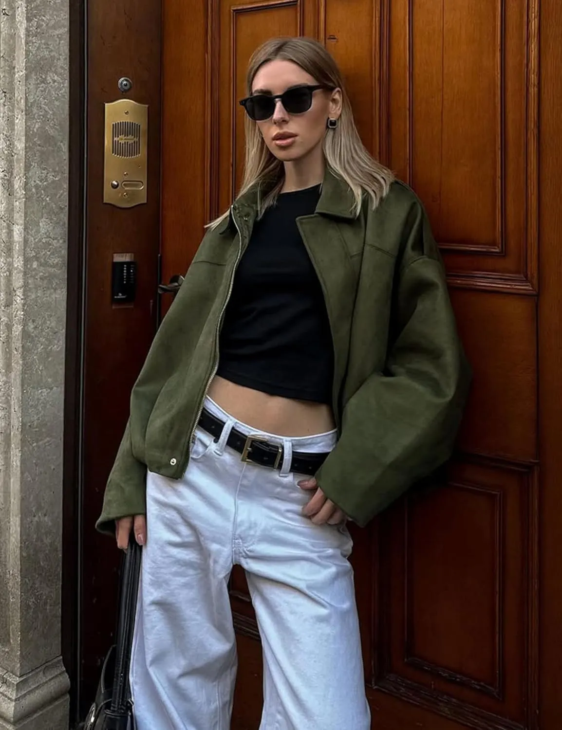 Women's Cropped Faux Suede Bomber Jacket Fall Casual Oversized Shacket Coat Long Sleeve Trendy Outerwear