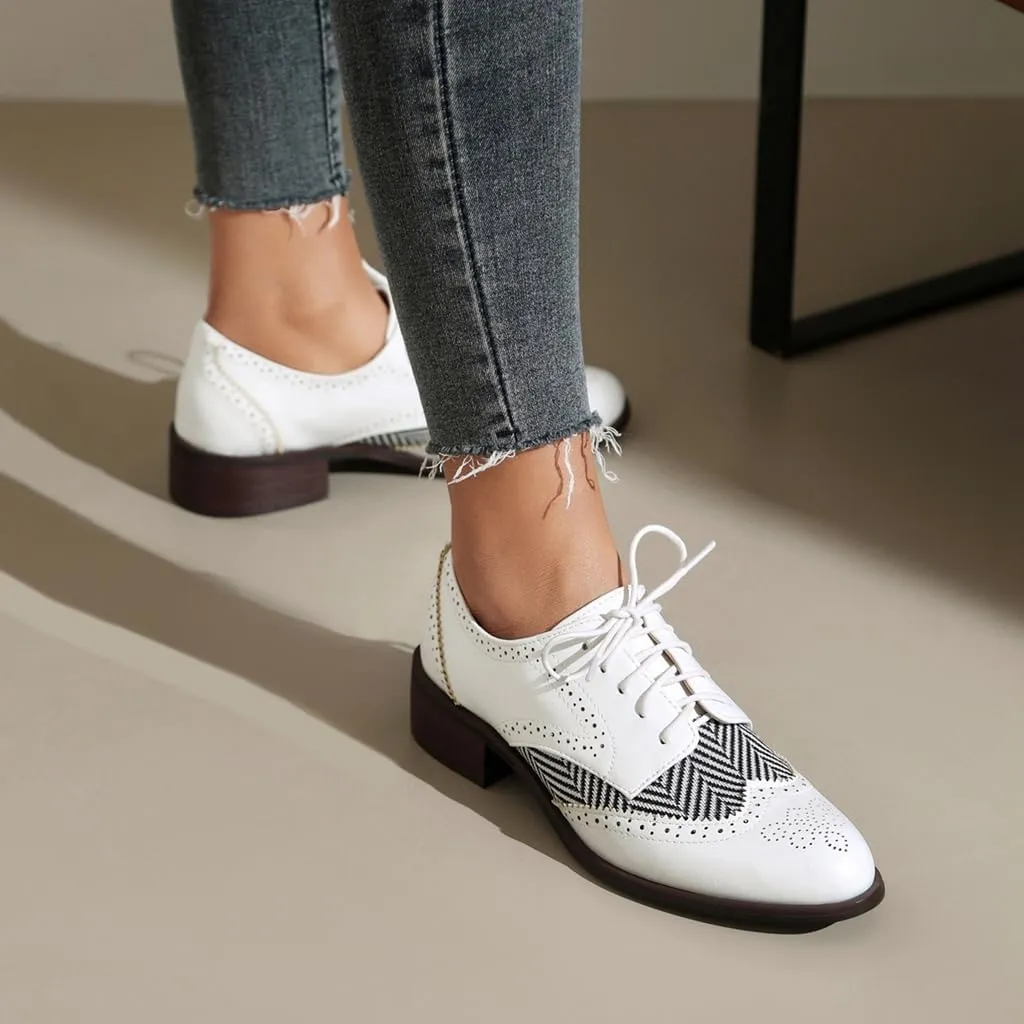 Women's Flat Low Heel Saddle Oxford Shoes Two Toned Wingtip Perforated Lace Up School Uniform Oxfords Brogues