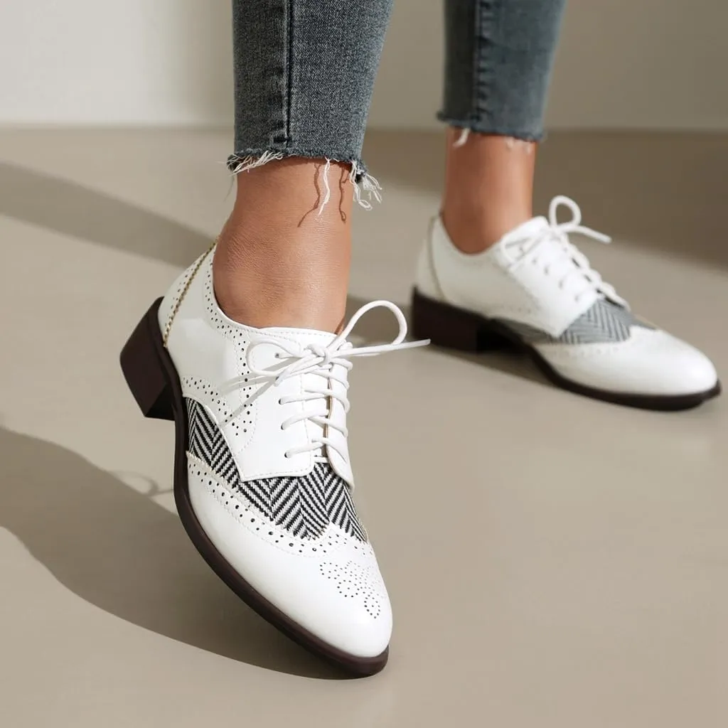 Women's Flat Low Heel Saddle Oxford Shoes Two Toned Wingtip Perforated Lace Up School Uniform Oxfords Brogues