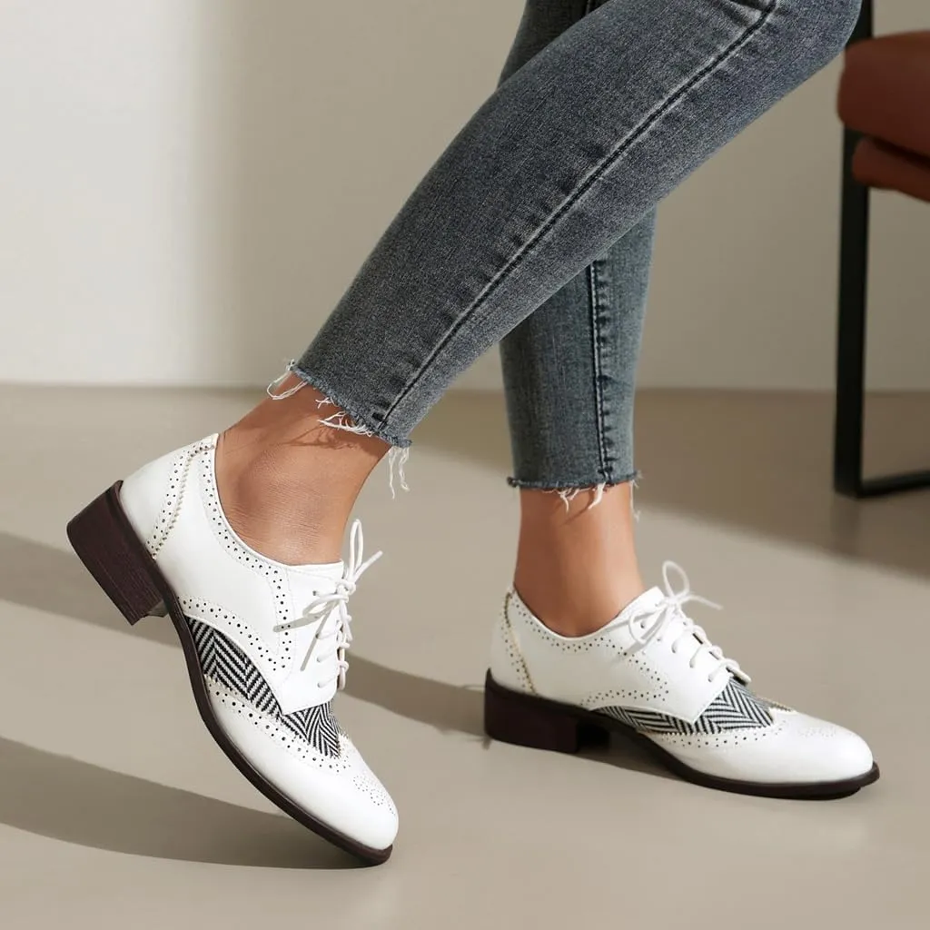 Women's Flat Low Heel Saddle Oxford Shoes Two Toned Wingtip Perforated Lace Up School Uniform Oxfords Brogues